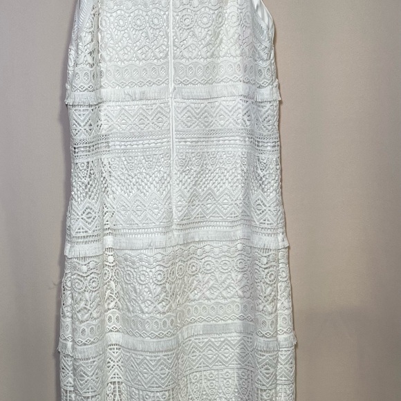 Beautiful knit dress brand:: Laundry by Shelli Segal size: 10, white color - Picture 3 of 8